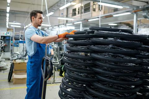 Rubber Manufacturing Explained With Processing Methods, Materials, and Applications